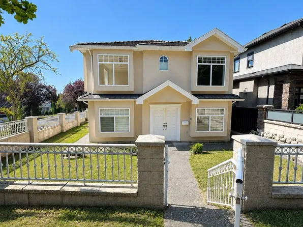 7577 Jasper Cres #22, Vancouver, BC V5P 3S6
