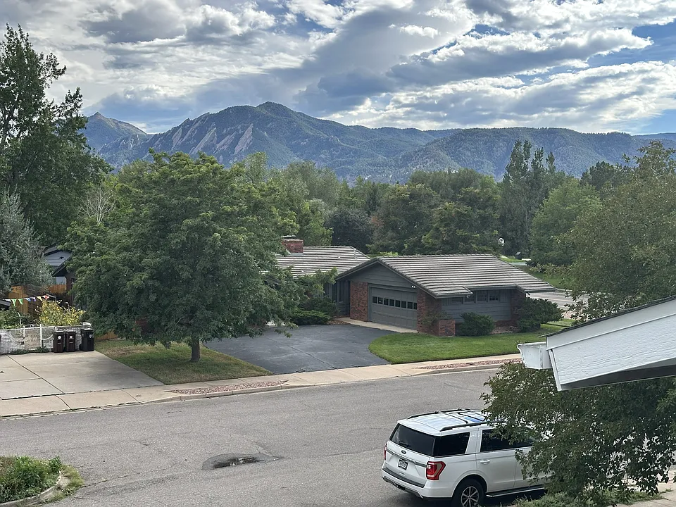 2623 Sherwood Cir