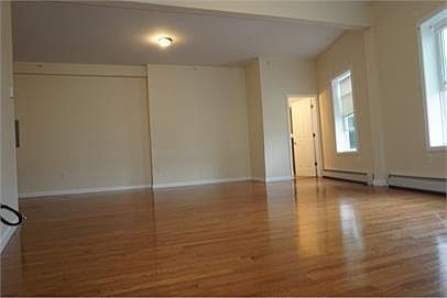 5th image of 2 Lafayette Sq #11370220