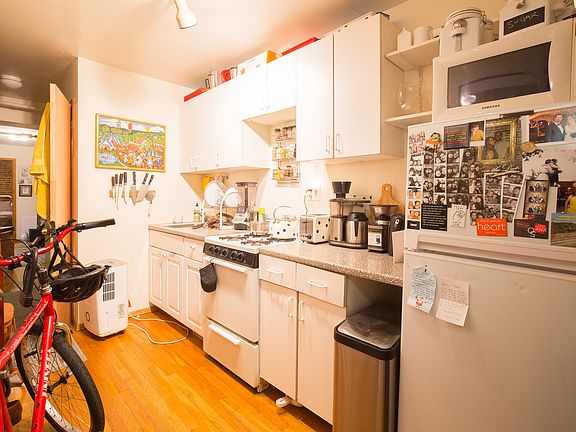 4th image of 323 E 18th St #1