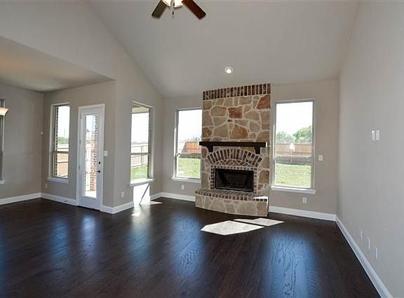 5th image of 5106 Melia Dr