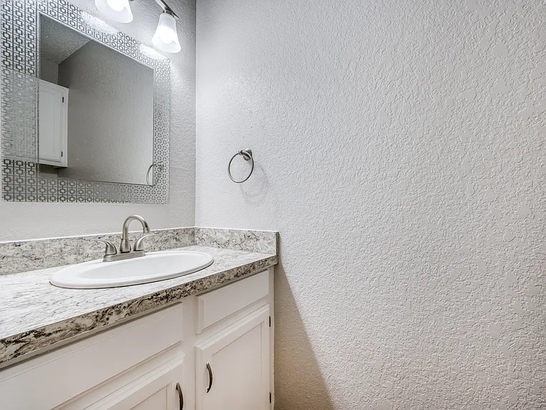 604 Meadow View Ct #3 — Photo 9