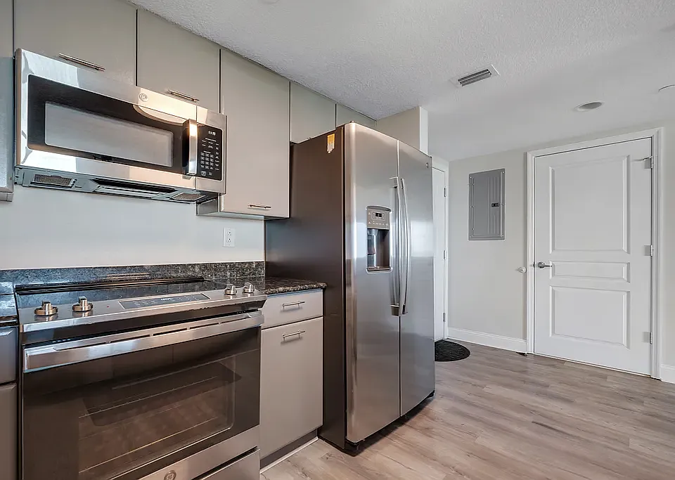 300 S Duval St #901