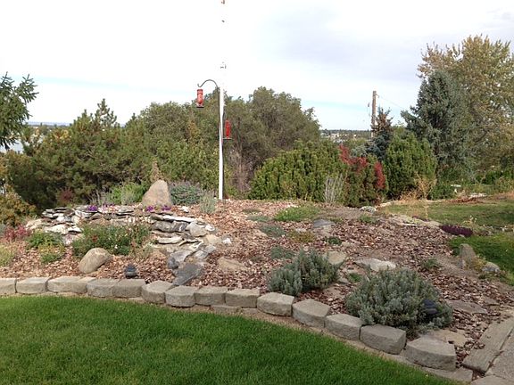 5th image of 2140 S Beaumont Dr