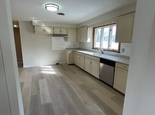 119 Delaware Rd FLOOR 2, Buffalo, NY 14217