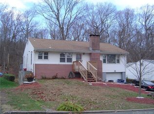 44 Long Hill Ter, New Haven, CT 06515