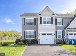 15 Finley Ct, Lansdale, PA 19446