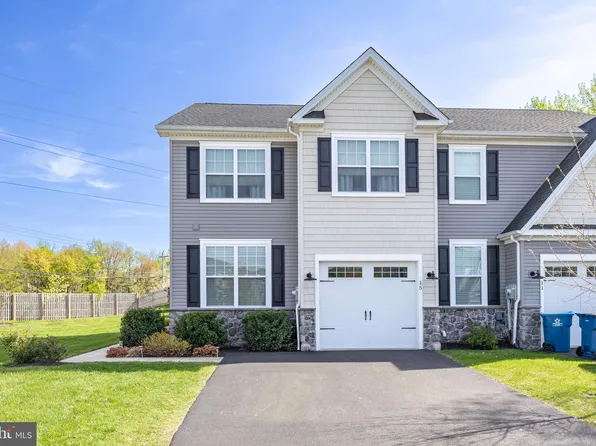 15 Finley Ct, Lansdale, PA 19446
