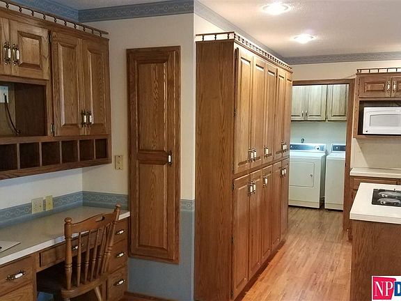 5th image of 2509 Peterson Ave