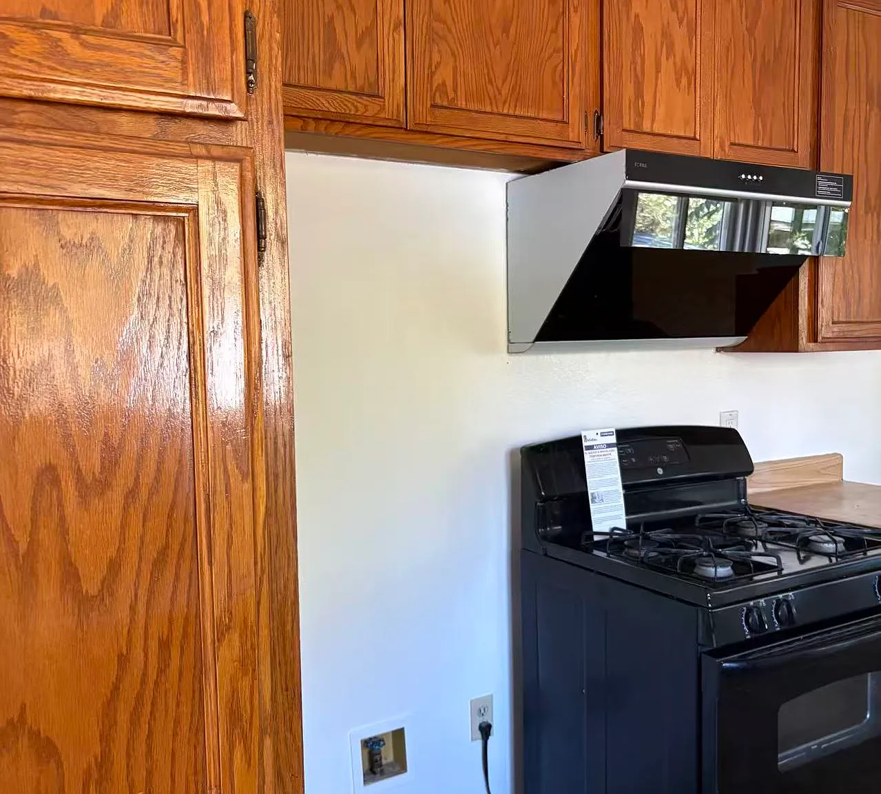 2 bed, 760 sqft, $1,600 — Photo 2