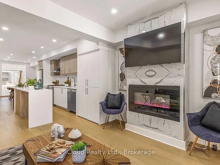 386 Coxwell Ave — Photo 29