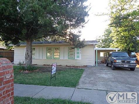 3rd image of 1535 Laura Dr
