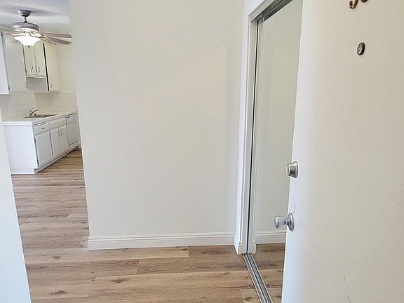 3rd image of 3709 Glendon Ave #C3
