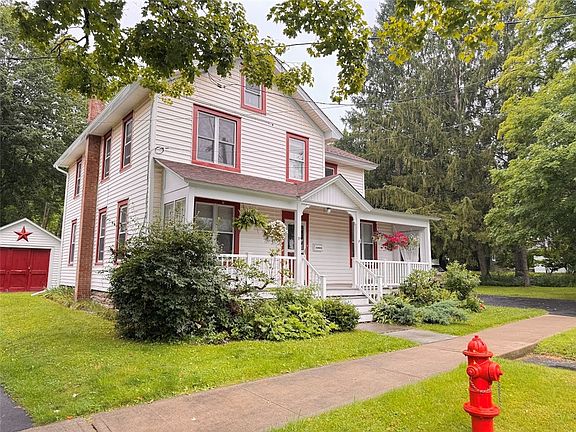 5th image of 34 Clinton St