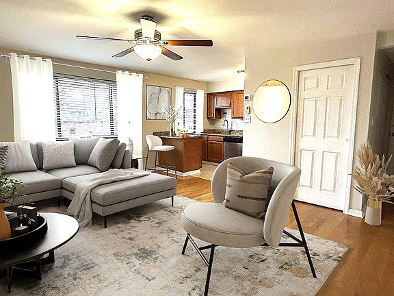 Gorgeous Living Space w/ fantastic natural lighting