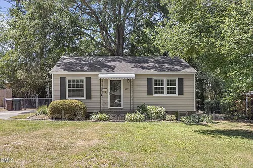 427 W Park St Photo 1