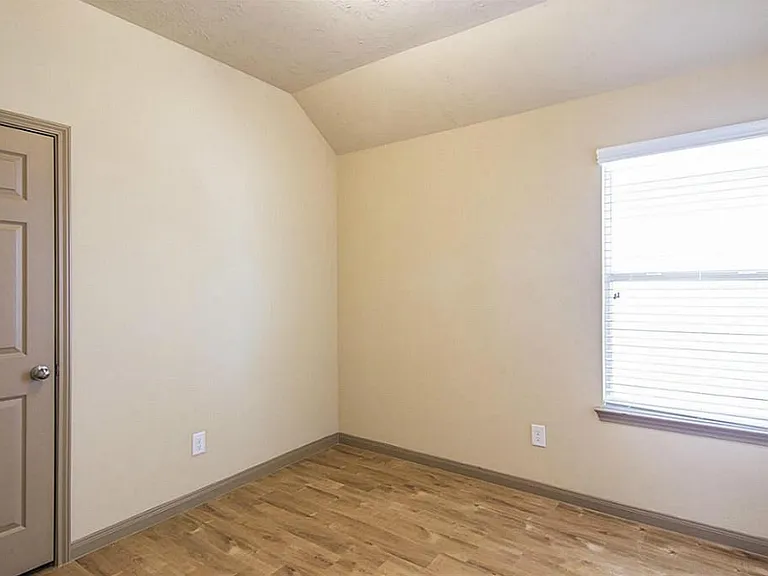 5611 Long Arbor Ln — Photo 11