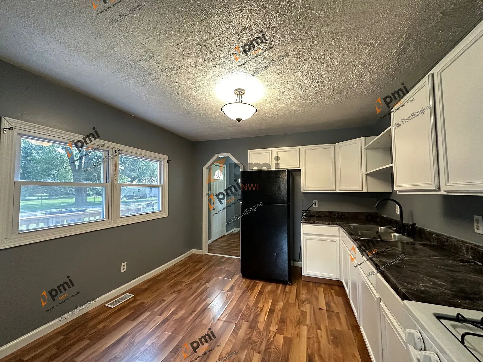 2 bed, 1.0 bath, 768 sqft, $1,095 — Photo 4