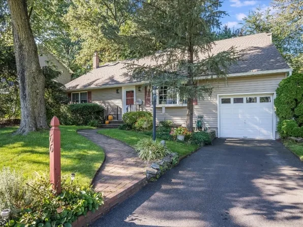66 E Gramercy Pl, Glen Rock Boro, NJ 07452