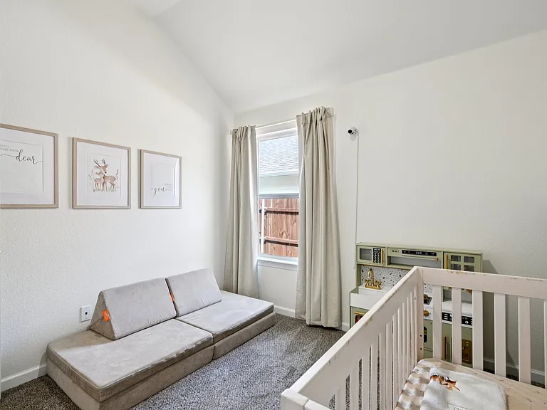 2605 Langford St — Photo 16