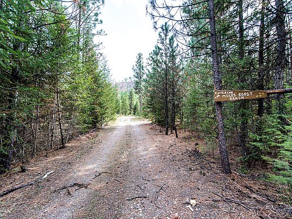 3rd image of 814 Quartz Rd