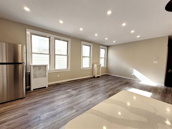 2nd image of 170 Lowell Ave #1