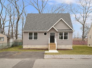 569 Sica Ln, Toms River, NJ 08753