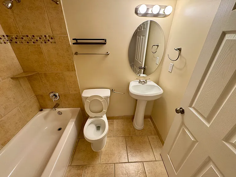 17 Hickory Hill Ct — Photo 12