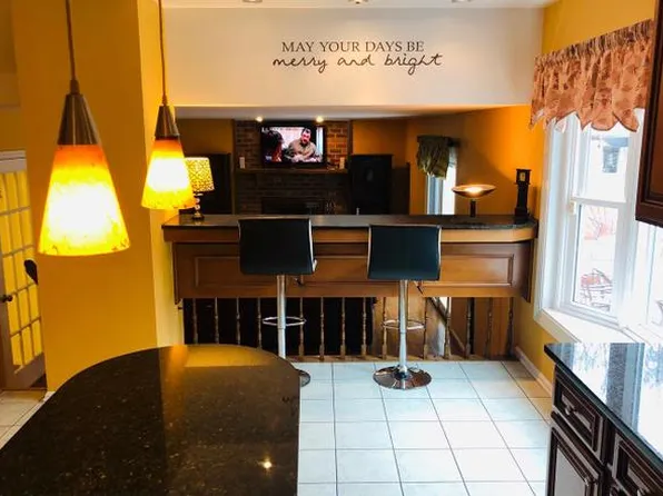 (undisclosed Address), Bowie, MD 20721