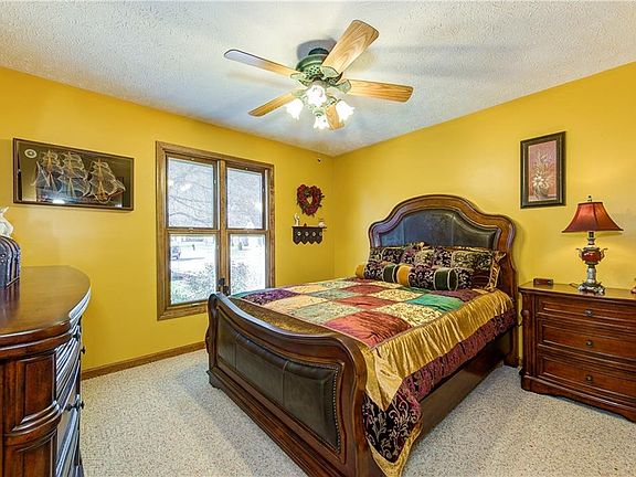 5th image of 1609 Woodside Dr