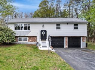 36 Depot Rd, Templeton, MA 01468