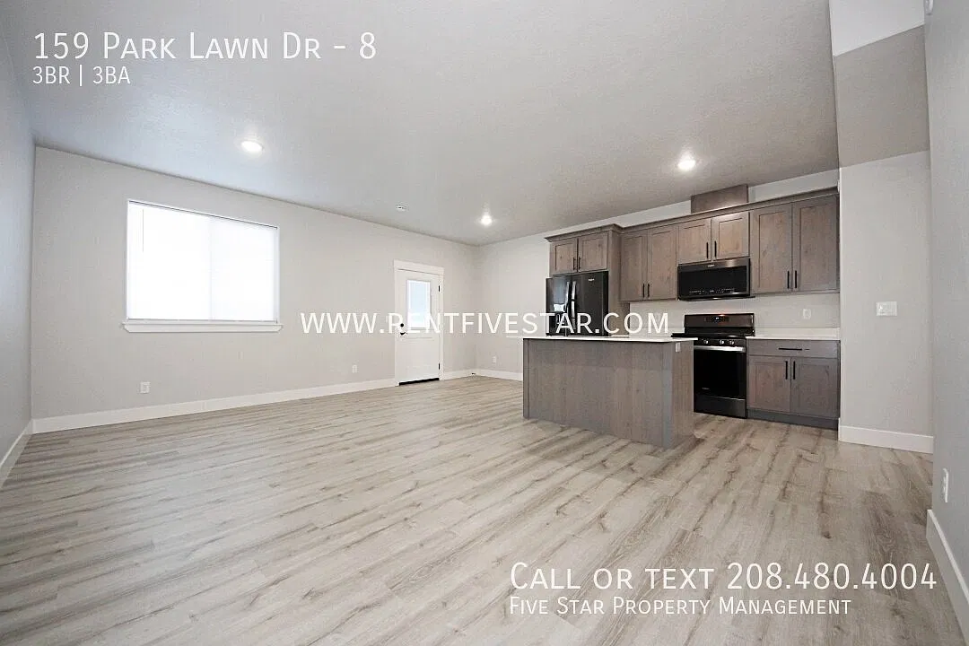 3 Bedroom 2.5 Bathroom New Construction Townhome! — Photo 4