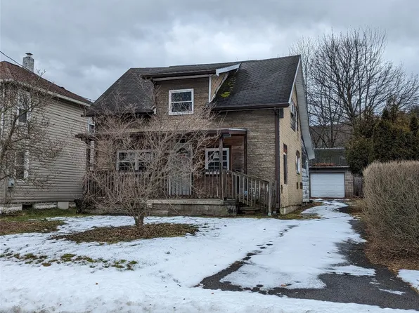 1103 Catherine Ave, Endicott, NY 13760
