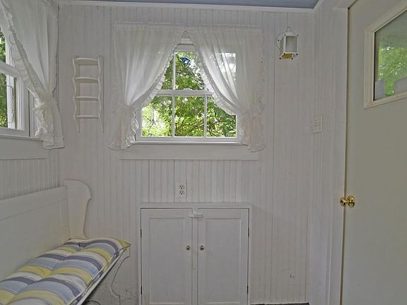 Mud room