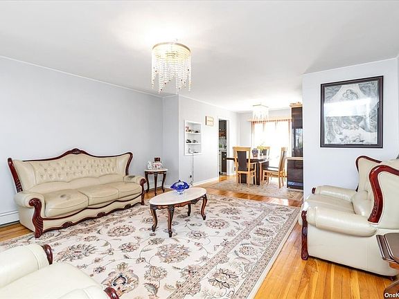 3rd image of 110 Dartmouth Dr