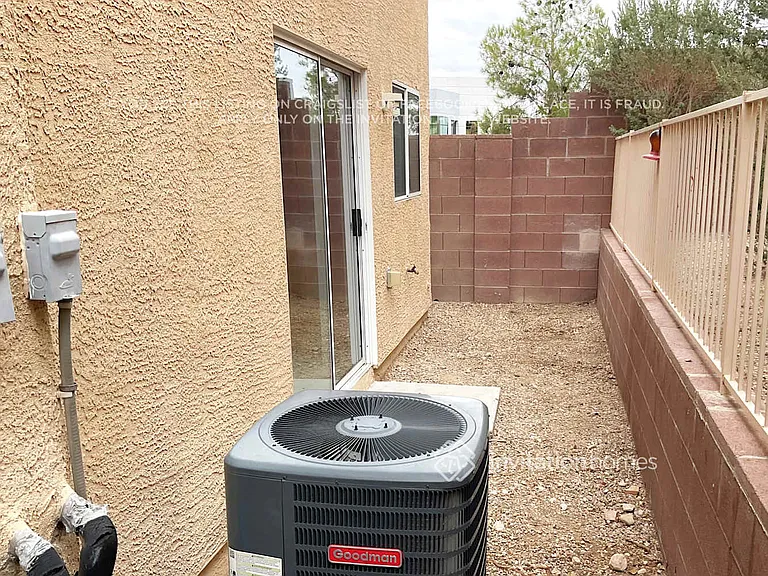 10513 Sun Palace Ct — Photo 15