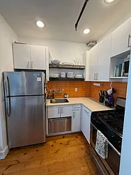 294 Graham Avenue, #4B