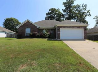 310 Stone Creek Dr, Benton, AR 72015