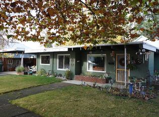 1060 Adams Ave, Cottage Grove, OR 97424