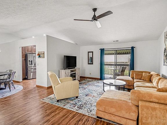 2nd image of 3963 School Section Rd Unit 32