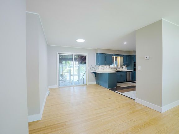 5th image of 613 Chestnut St