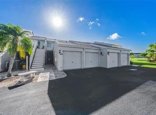 452 Bristle Cone Ln #27, Naples, FL 34113
