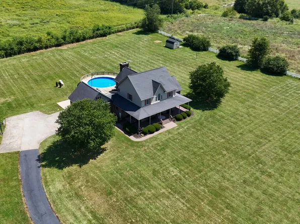 2080 Muir Station Rd, Lexington, KY 40516