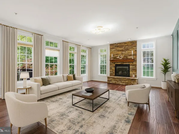 7008 Brentwood Dr, Upper Marlboro, MD 20772