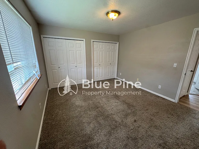 3535 Spring Creek Dr — Photo 12