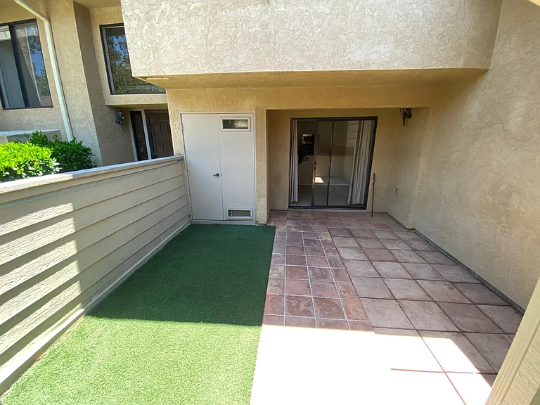10381 Crosscreek Ter — Photo 25