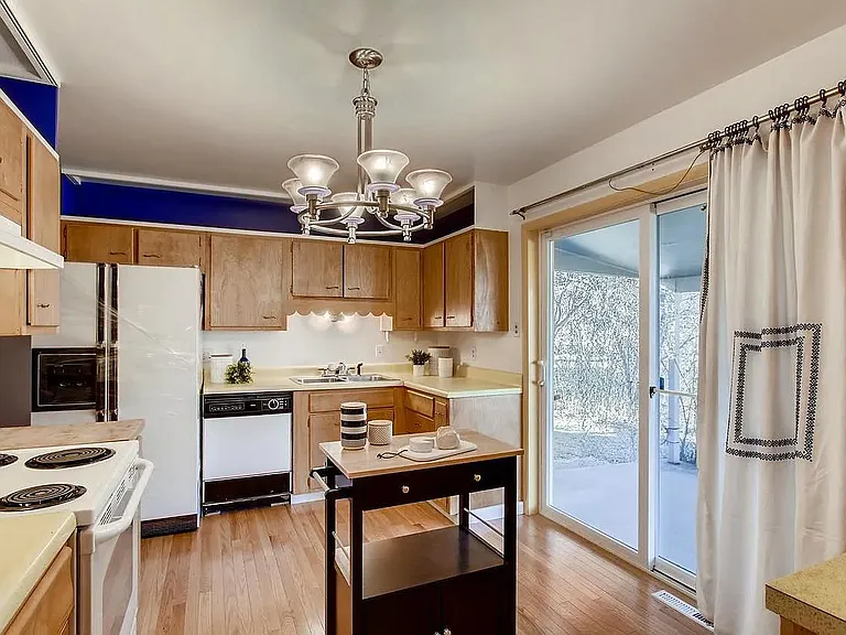 2493 Braun Ct — Photo 13