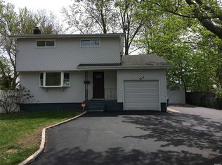 306 Ellery St, Brentwood, NY 11717