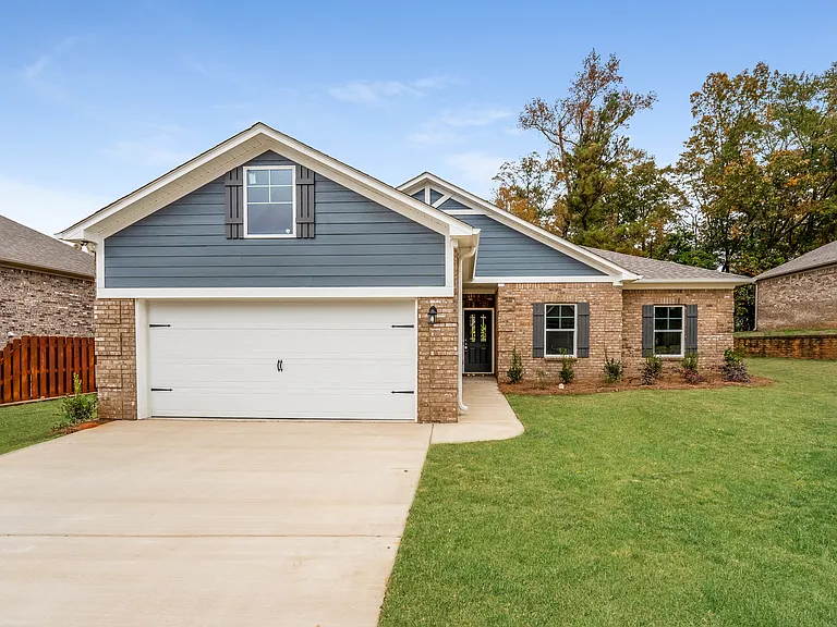 5516 Bridle Way — Photo 1