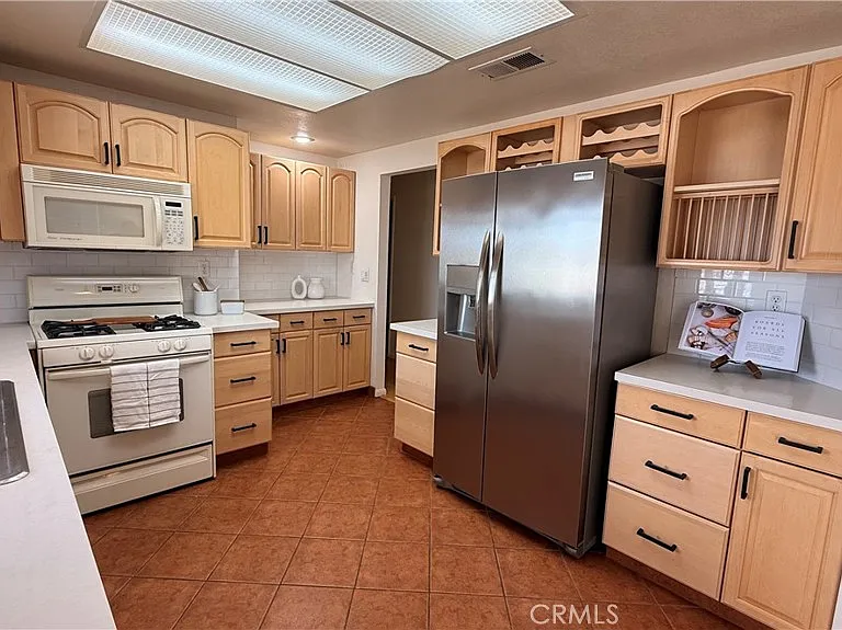 40166 La Cota Dr — Photo 6